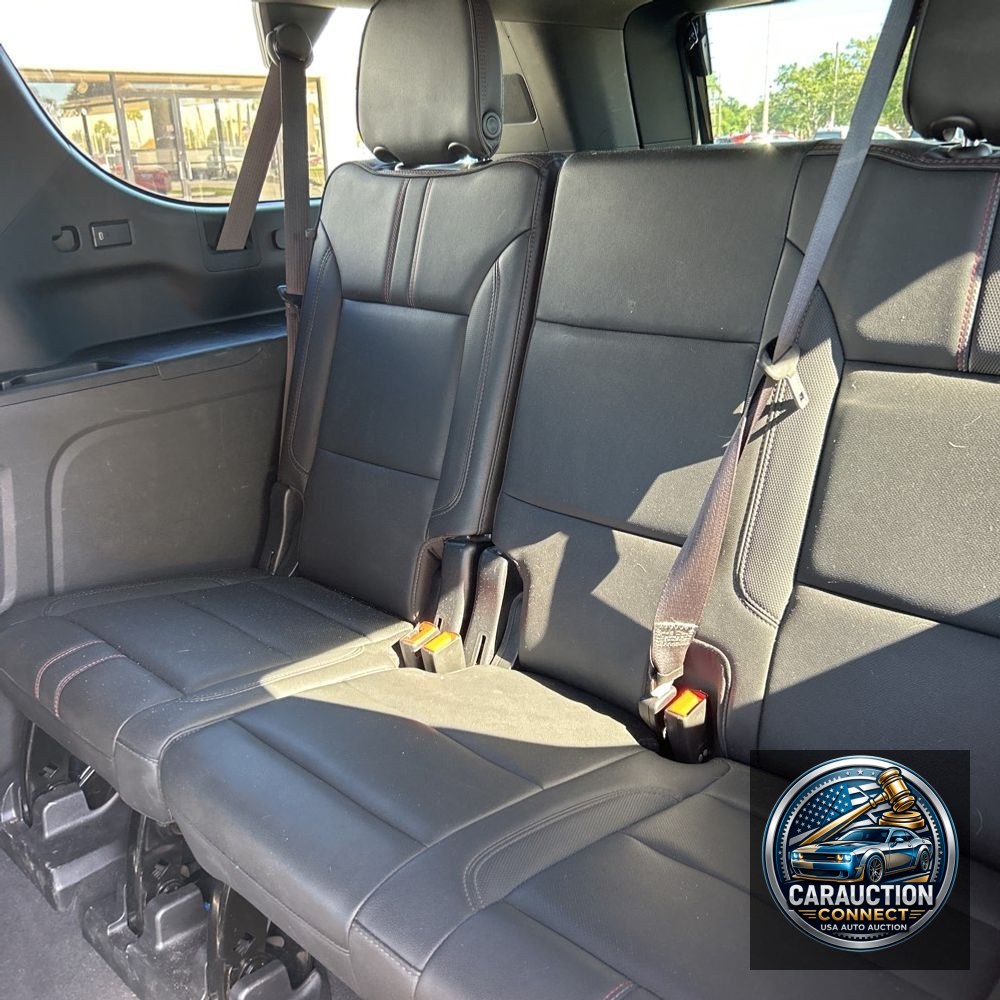 2022 Chevrolet Suburban RST