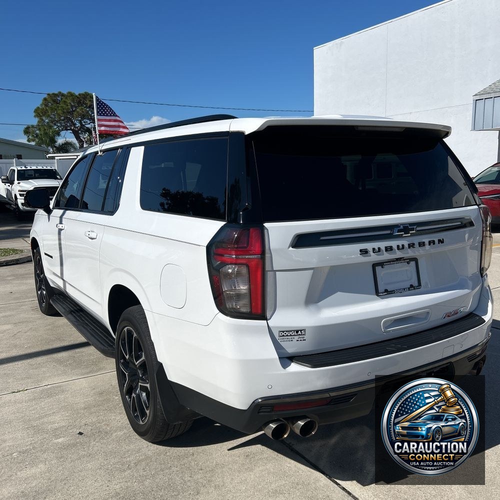2022 Chevrolet Suburban RST