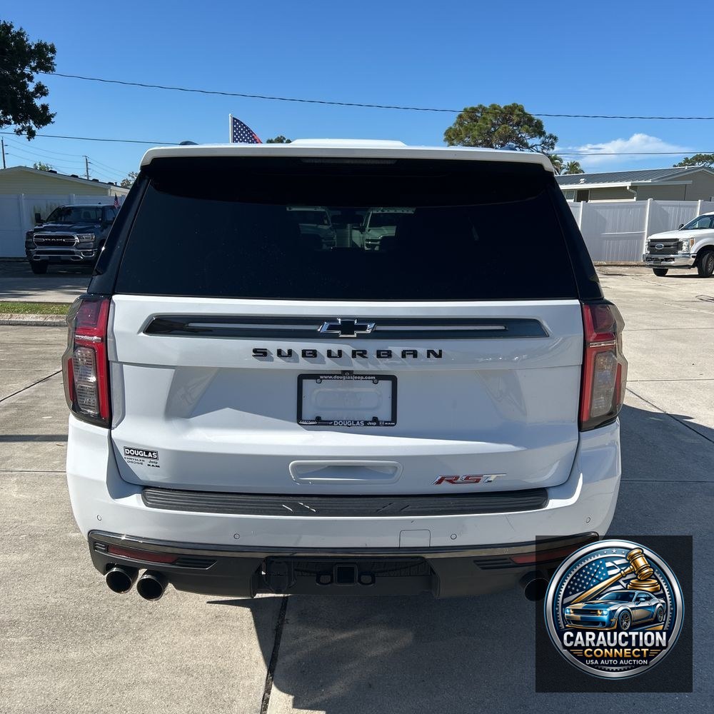 2022 Chevrolet Suburban RST