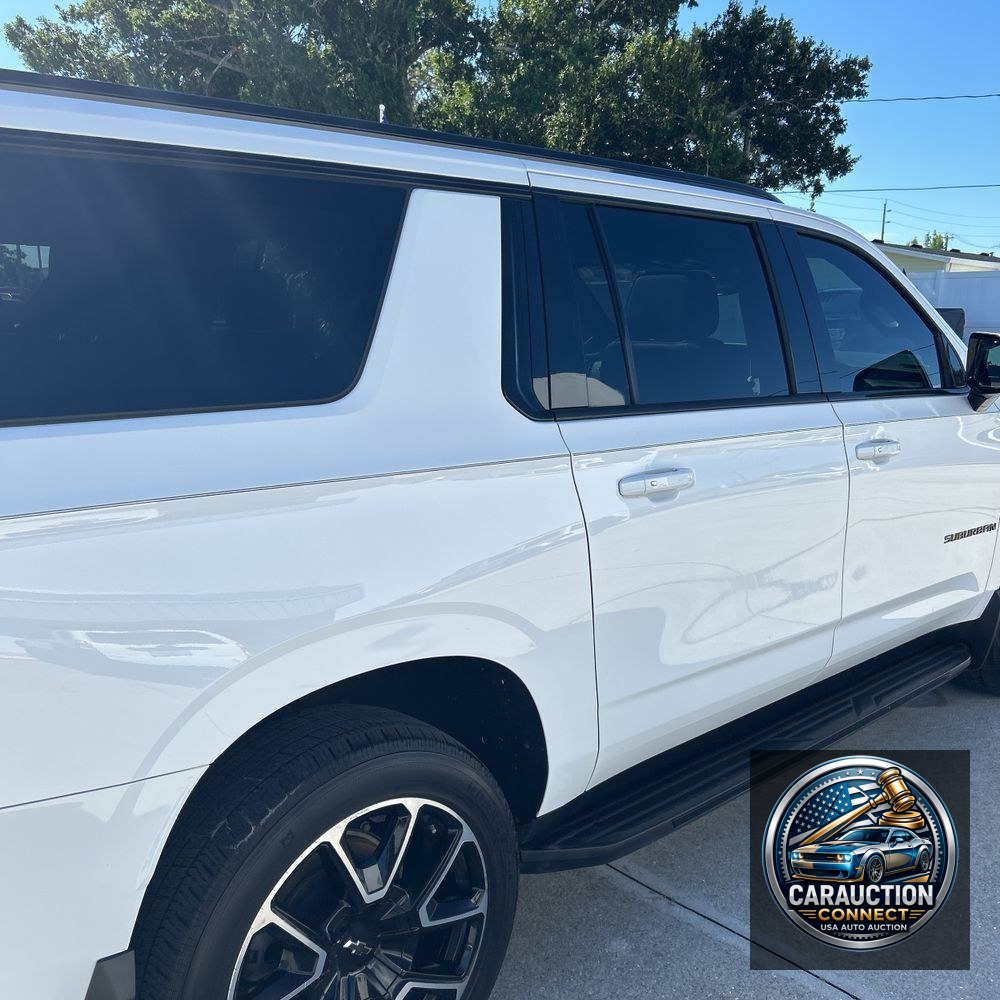 2022 Chevrolet Suburban RST