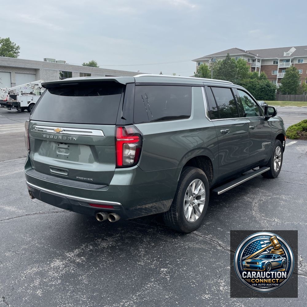 2023 Chevrolet Suburban Premier