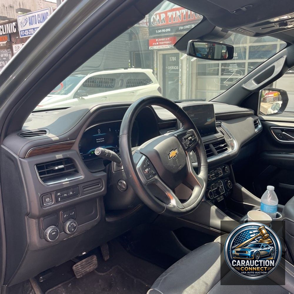 2023 Chevrolet Suburban Premier
