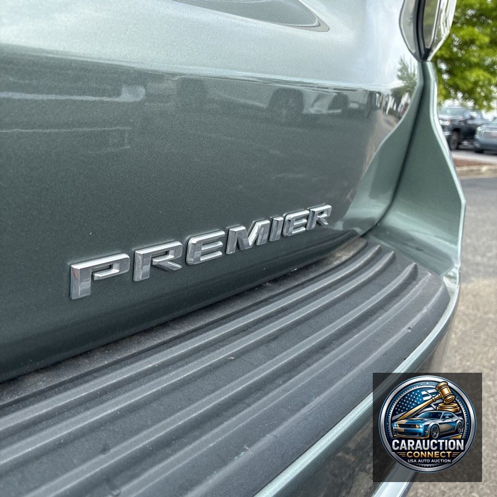 2023 Chevrolet Suburban Premier