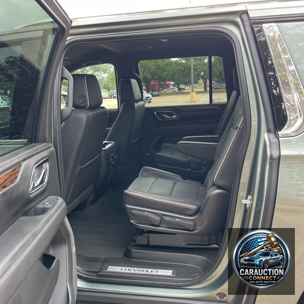 2023 Chevrolet Suburban Premier
