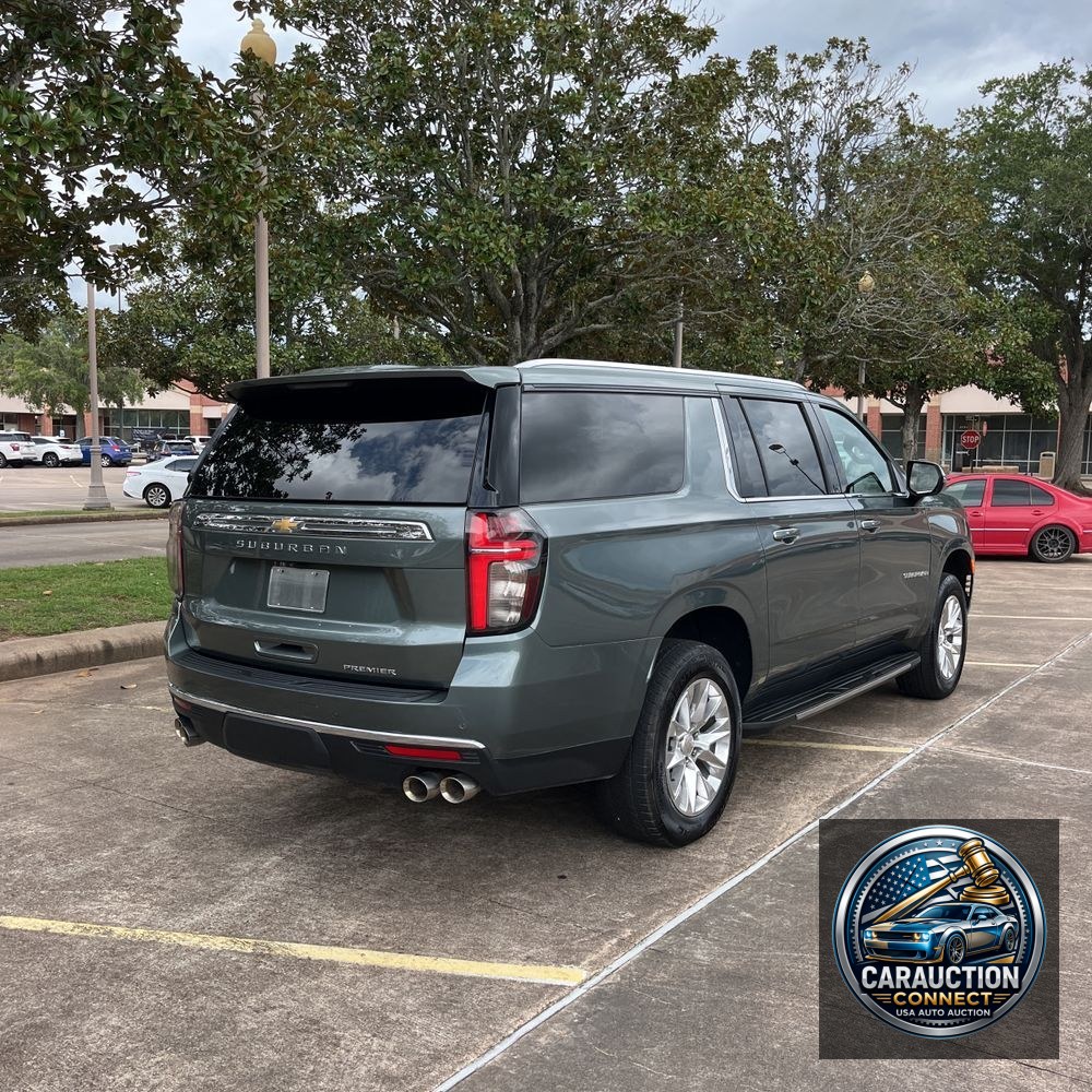 2023 Chevrolet Suburban Premier