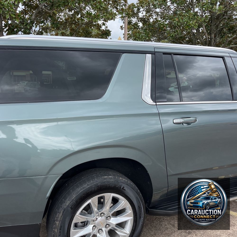 2023 Chevrolet Suburban Premier
