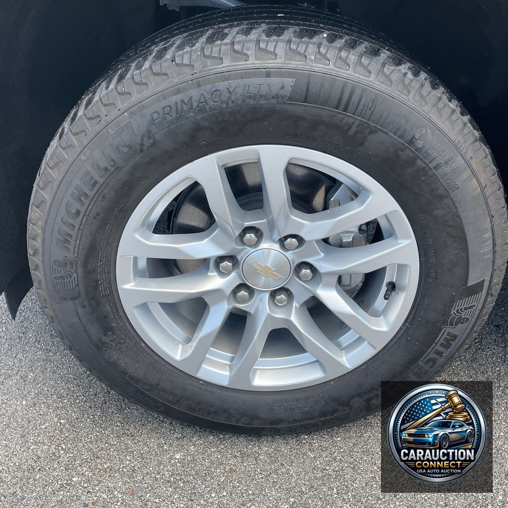 2023 Chevrolet Tahoe LS