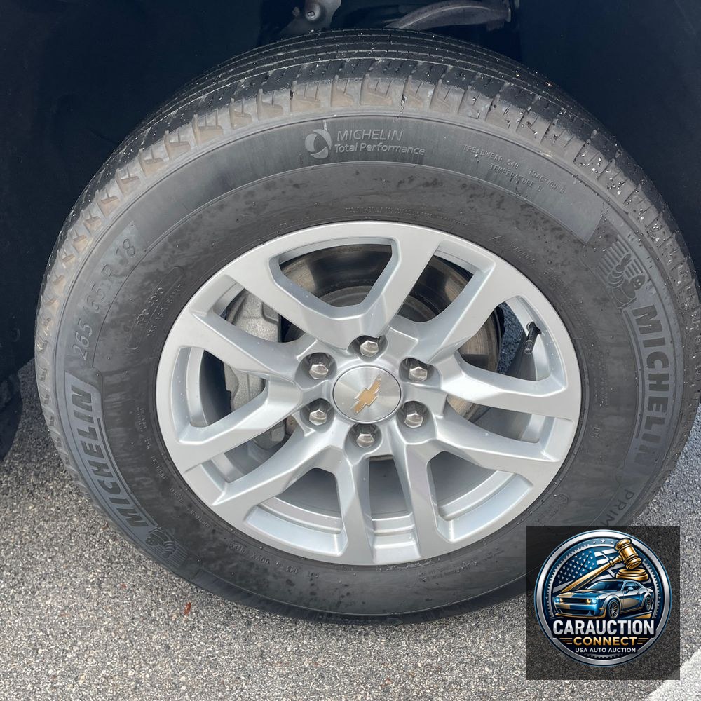 2023 Chevrolet Tahoe LS