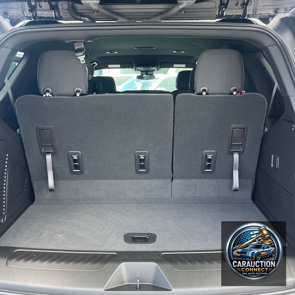 2023 Chevrolet Tahoe LS