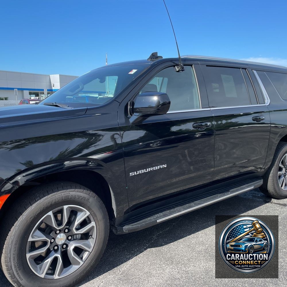 2023 Chevrolet Suburban LS