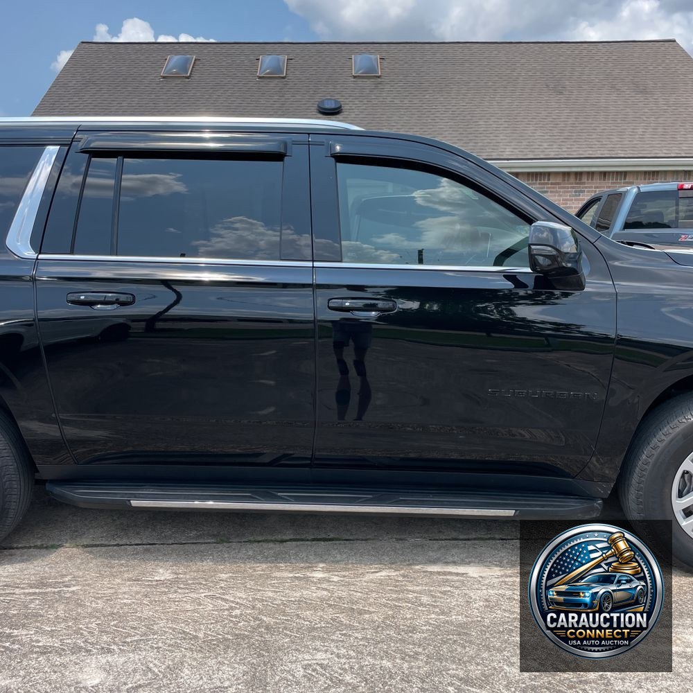 2023 Chevrolet Suburban LT