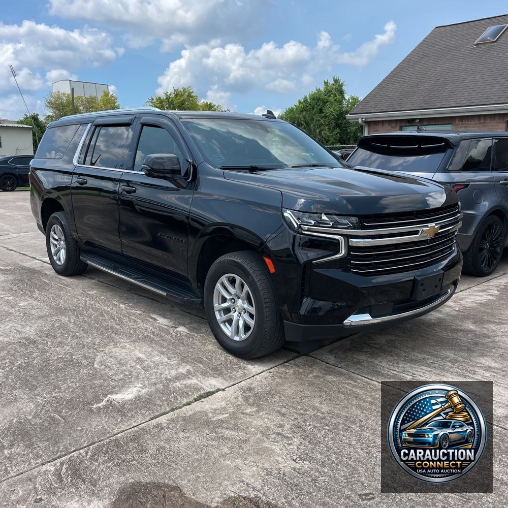 2023 Chevrolet Suburban LT