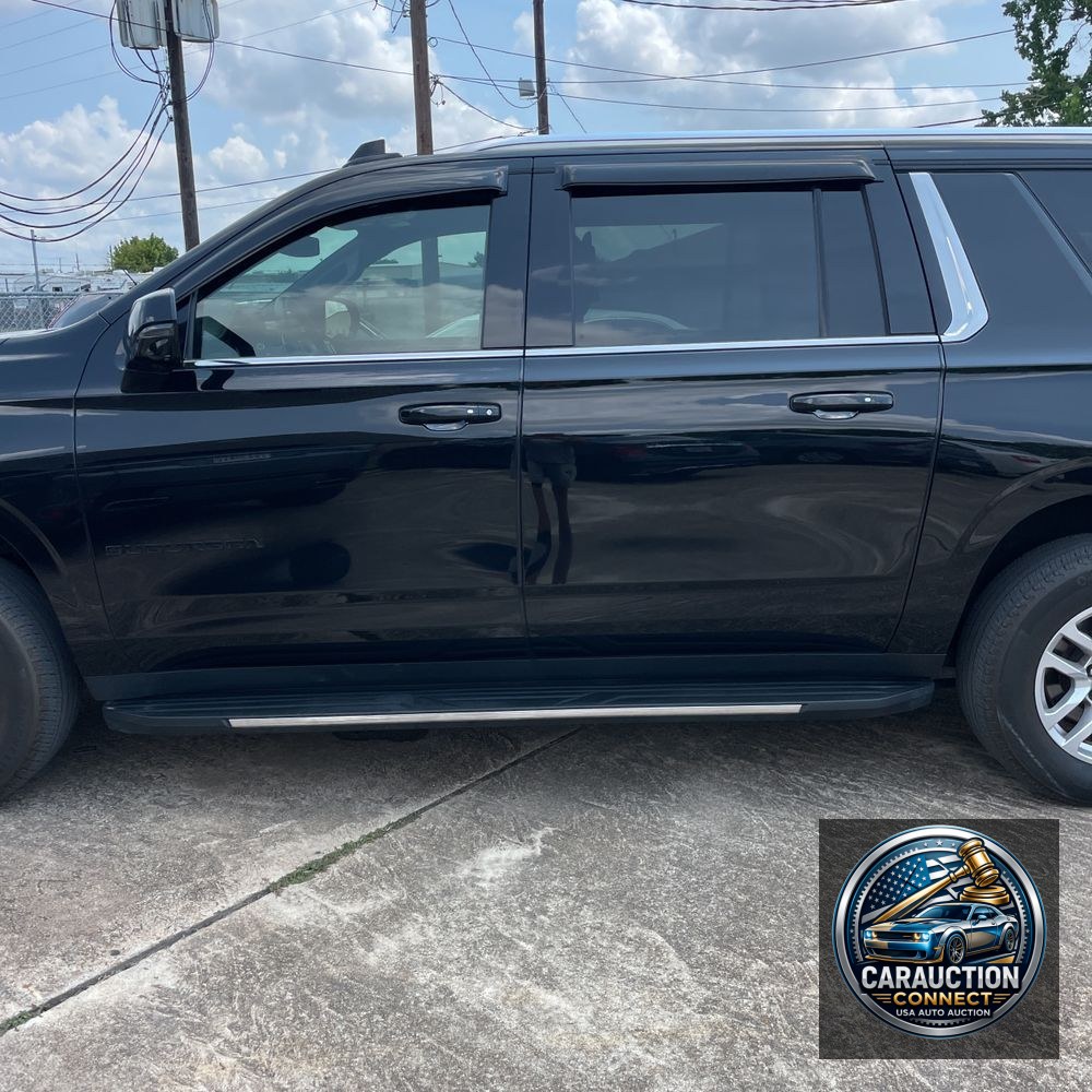 2023 Chevrolet Suburban LT