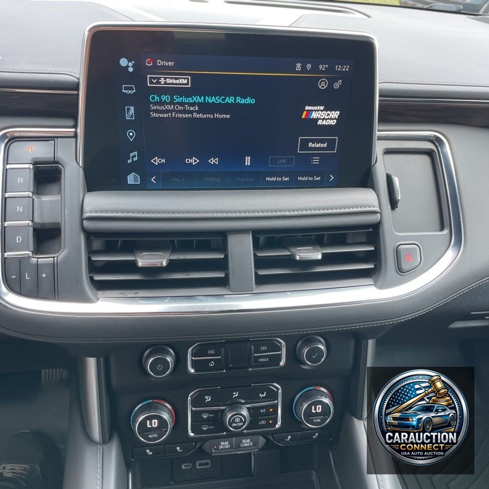 2023 Chevrolet Suburban LT