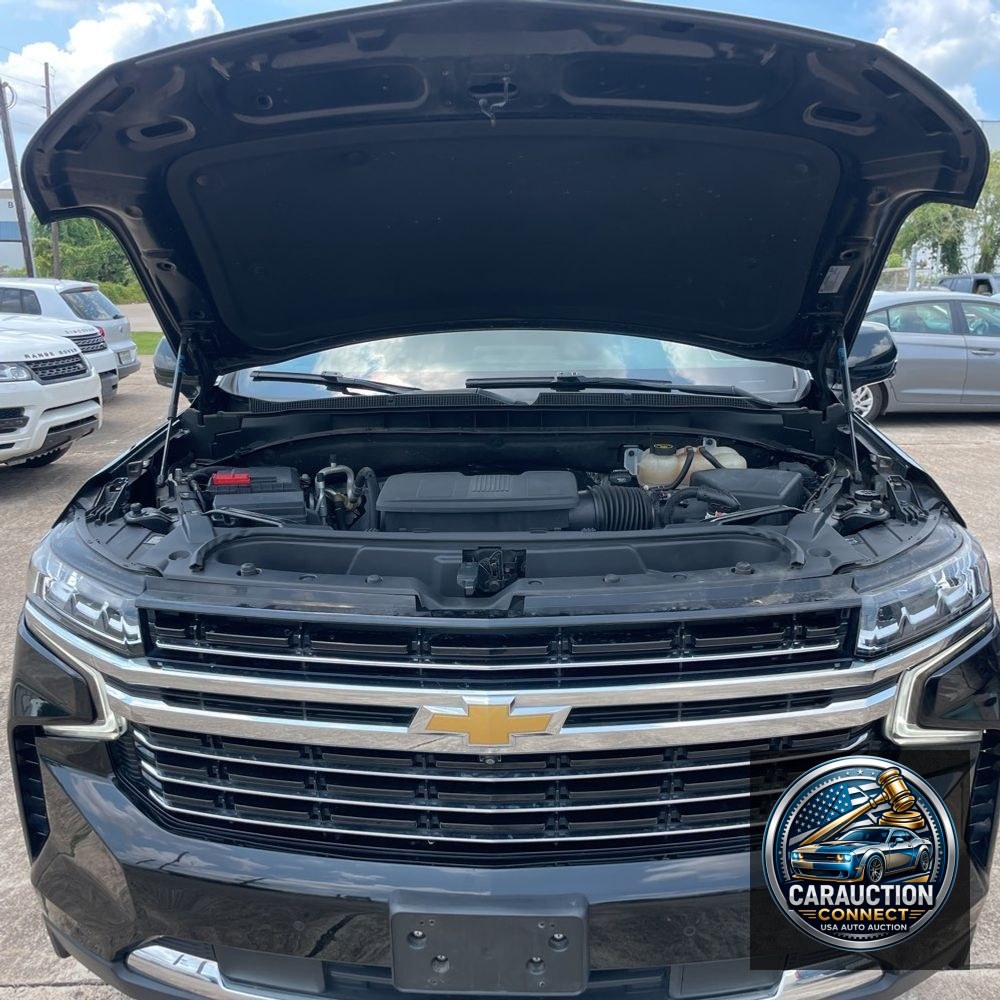 2023 Chevrolet Suburban LT