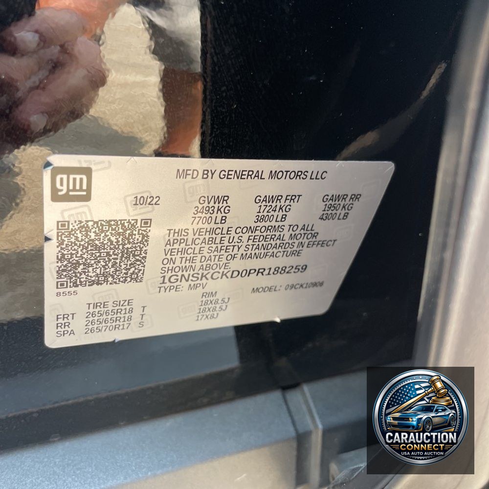 2023 Chevrolet Suburban LT