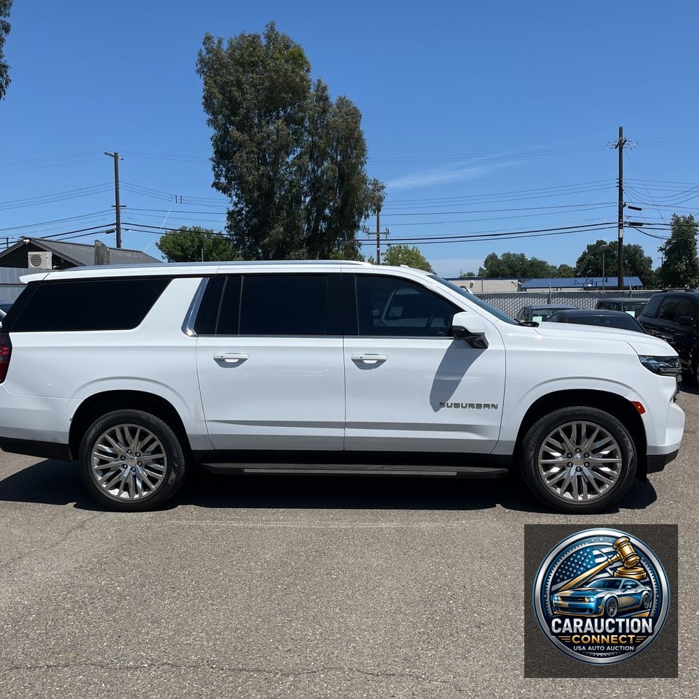 2024 Chevrolet Suburban LT