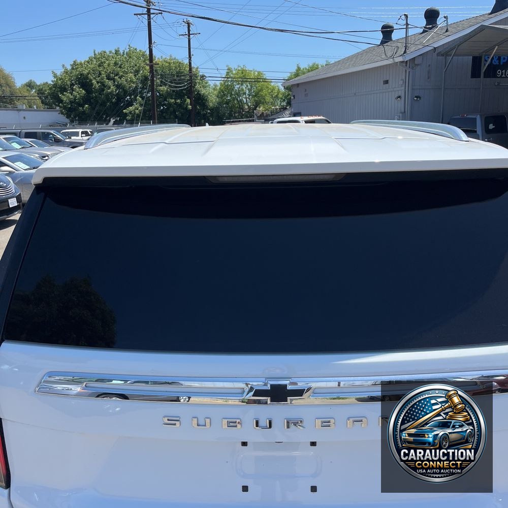 2024 Chevrolet Suburban LT