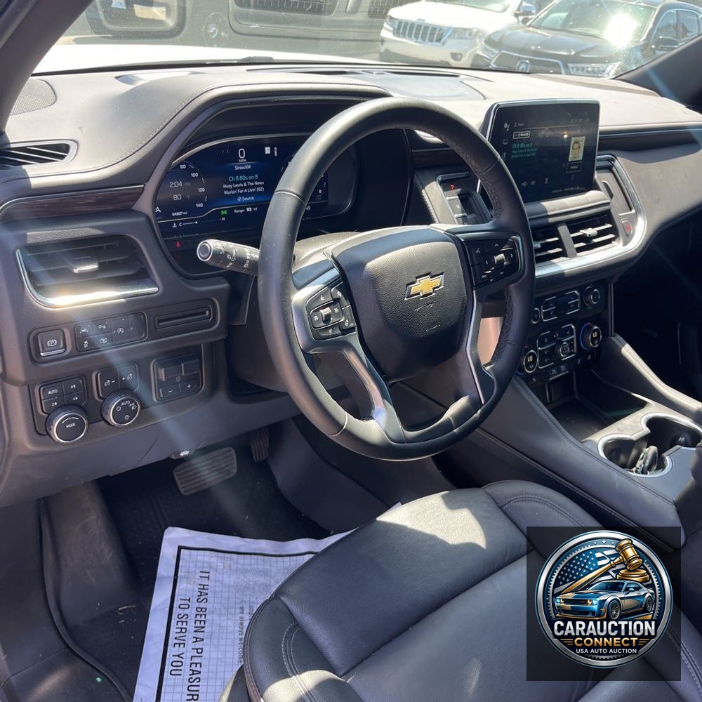 2024 Chevrolet Suburban LT
