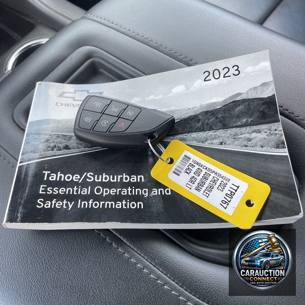 2023 Chevrolet Suburban LT