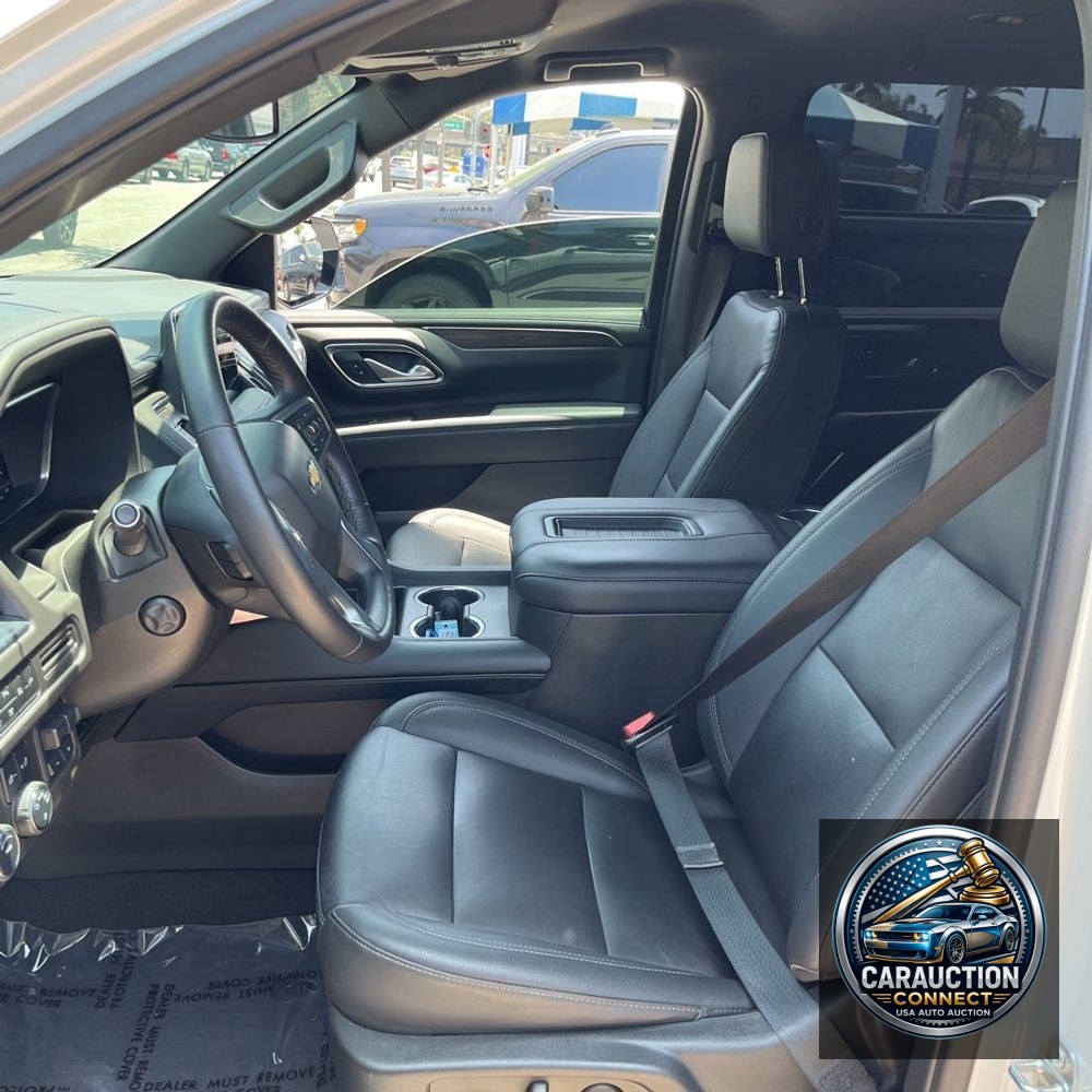 2022 Chevrolet Suburban LT