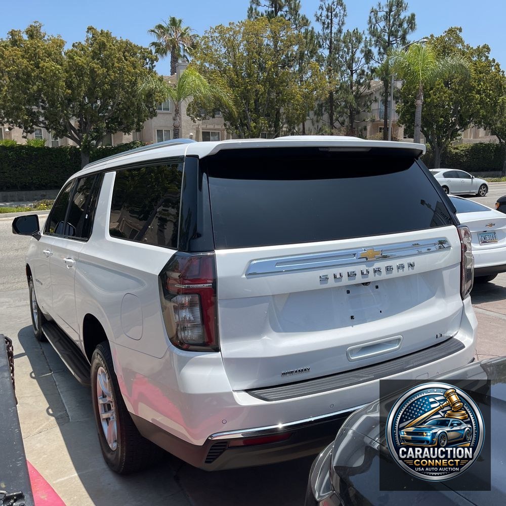 2022 Chevrolet Suburban LT