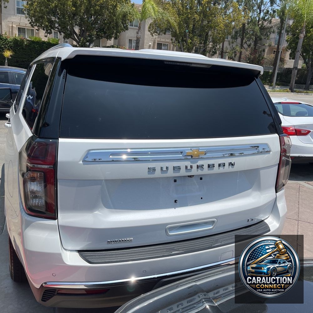 2022 Chevrolet Suburban LT