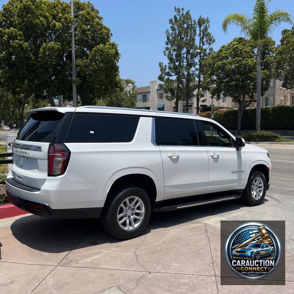 2022 Chevrolet Suburban LT