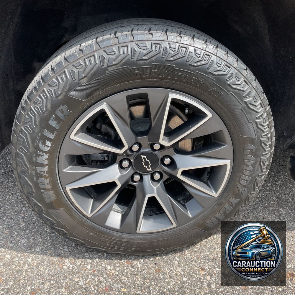 2023 Chevrolet Suburban Z71
