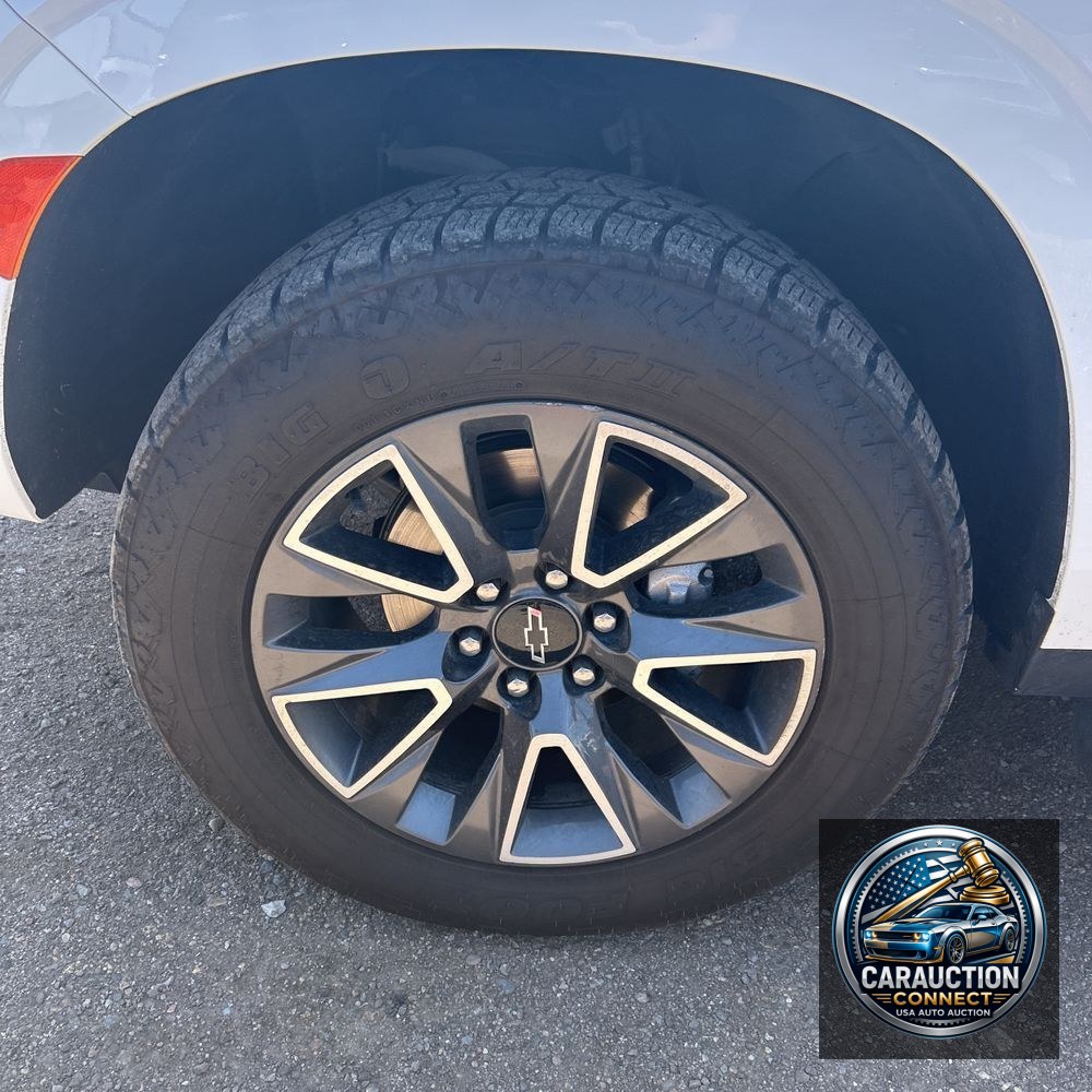 2023 Chevrolet Suburban Z71