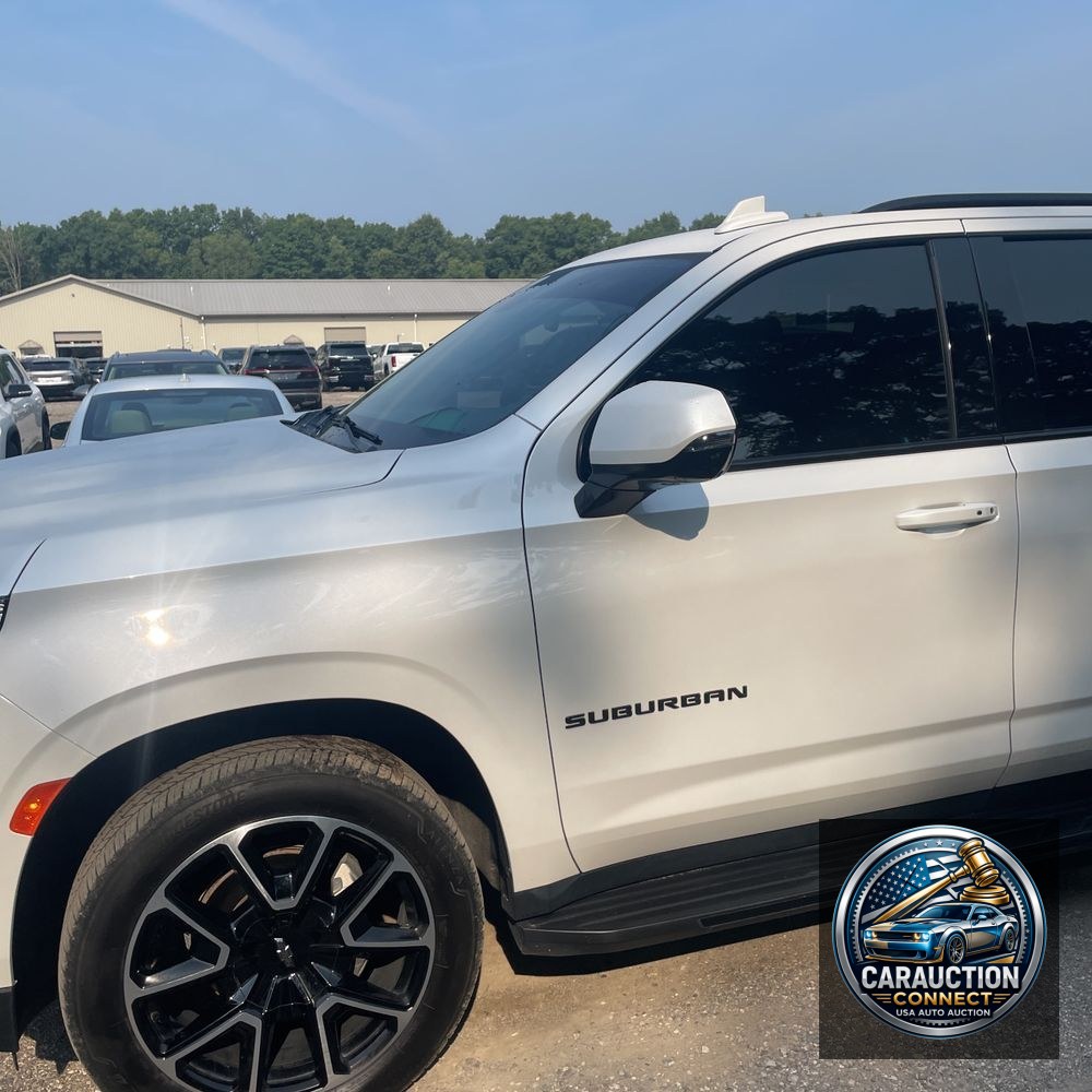 2023 Chevrolet Suburban RST