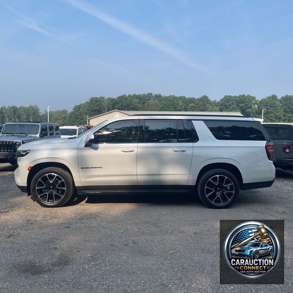2023 Chevrolet Suburban RST