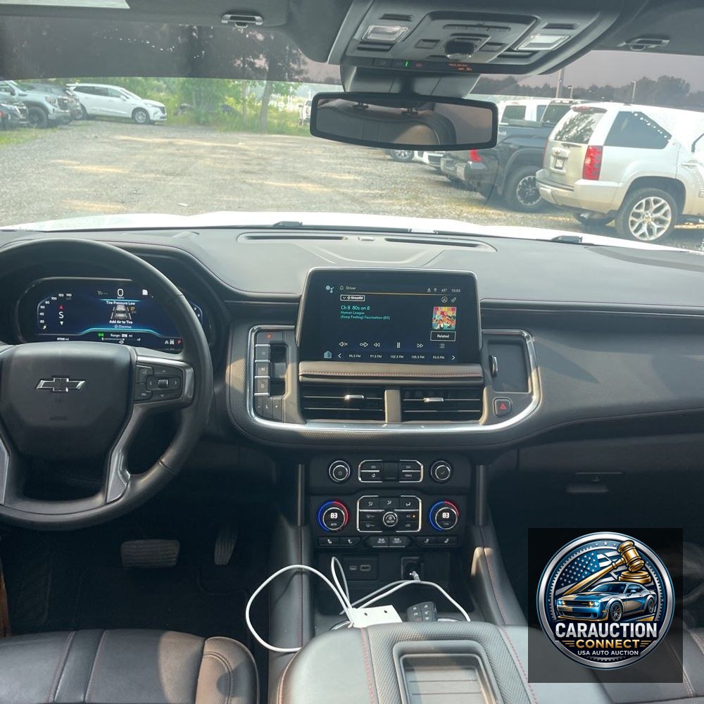 2023 Chevrolet Suburban RST