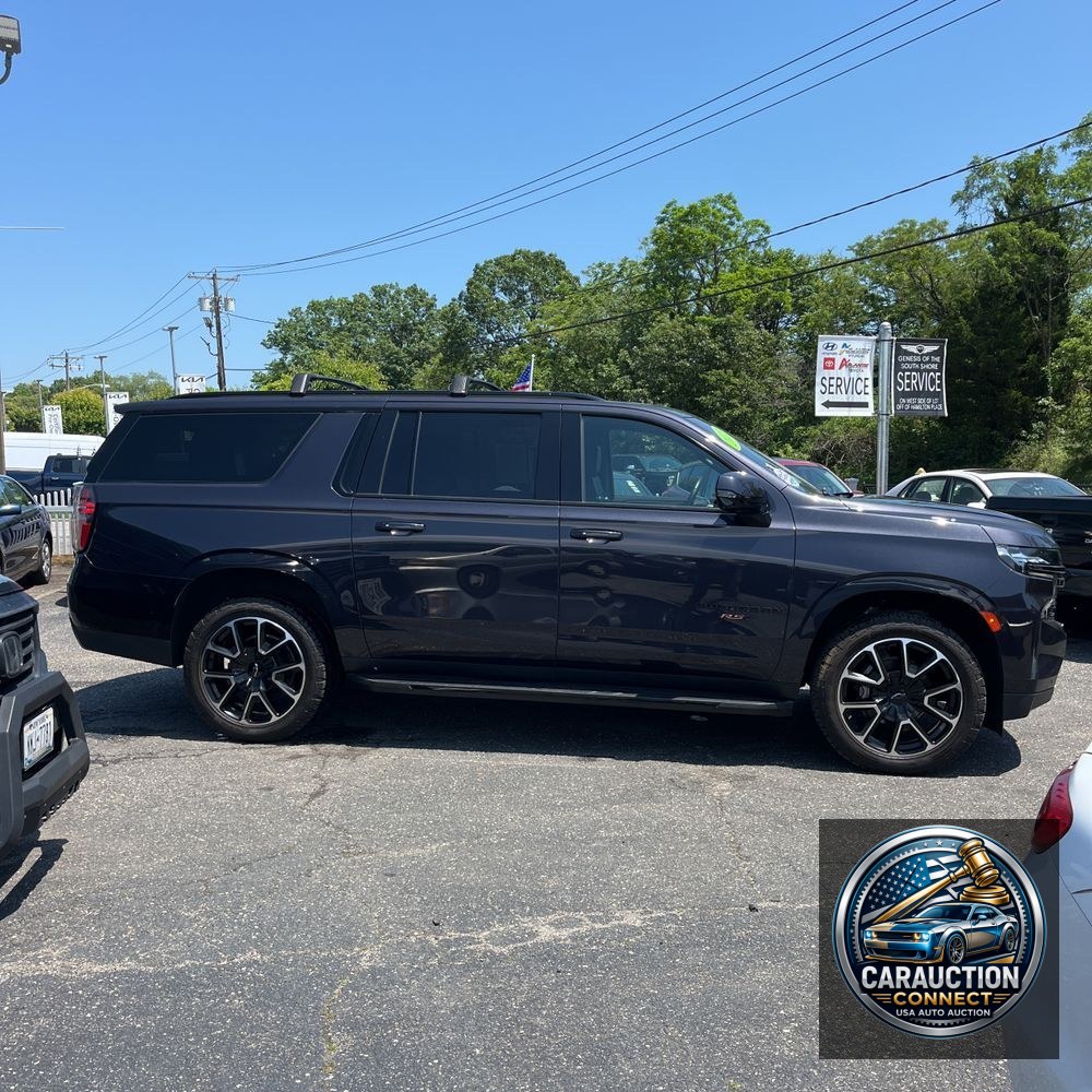 2022 Chevrolet Suburban RST