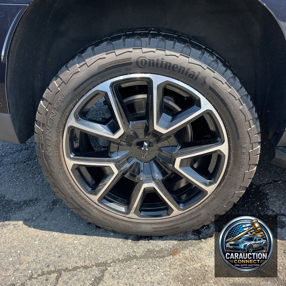2022 Chevrolet Suburban RST