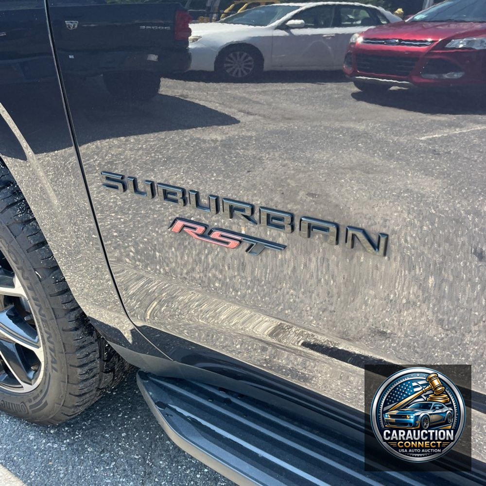 2022 Chevrolet Suburban RST