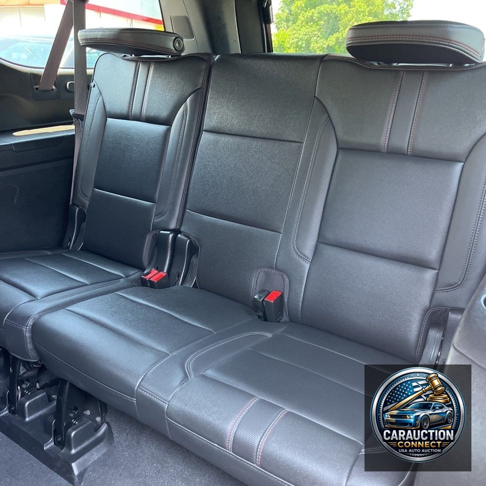 2022 Chevrolet Suburban RST