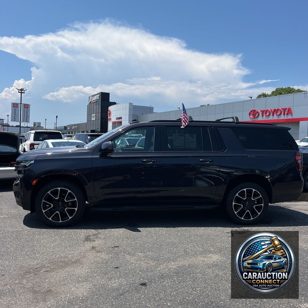 2022 Chevrolet Suburban RST