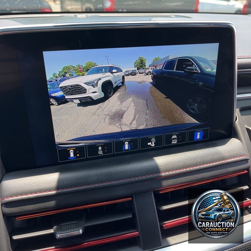 2022 Chevrolet Suburban RST