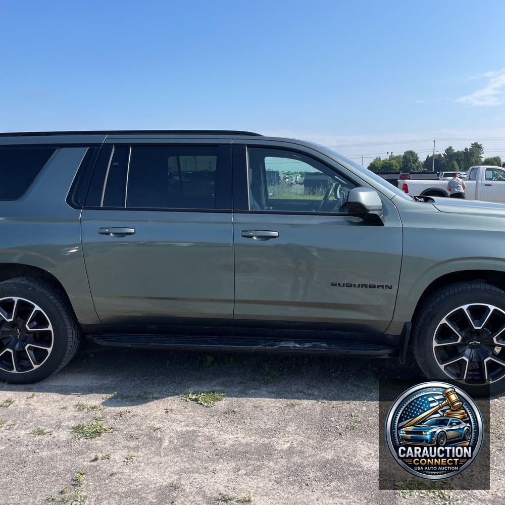 2023 Chevrolet Suburban RST