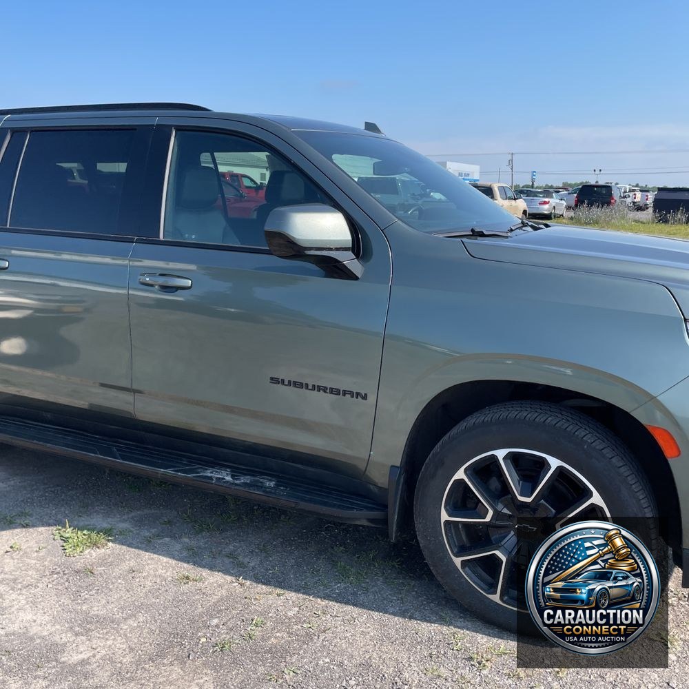 2023 Chevrolet Suburban RST