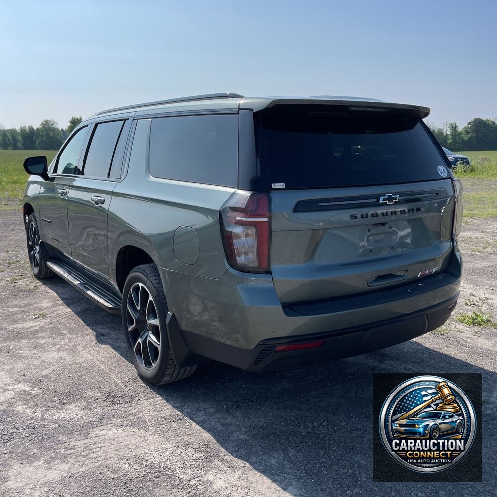 2023 Chevrolet Suburban RST