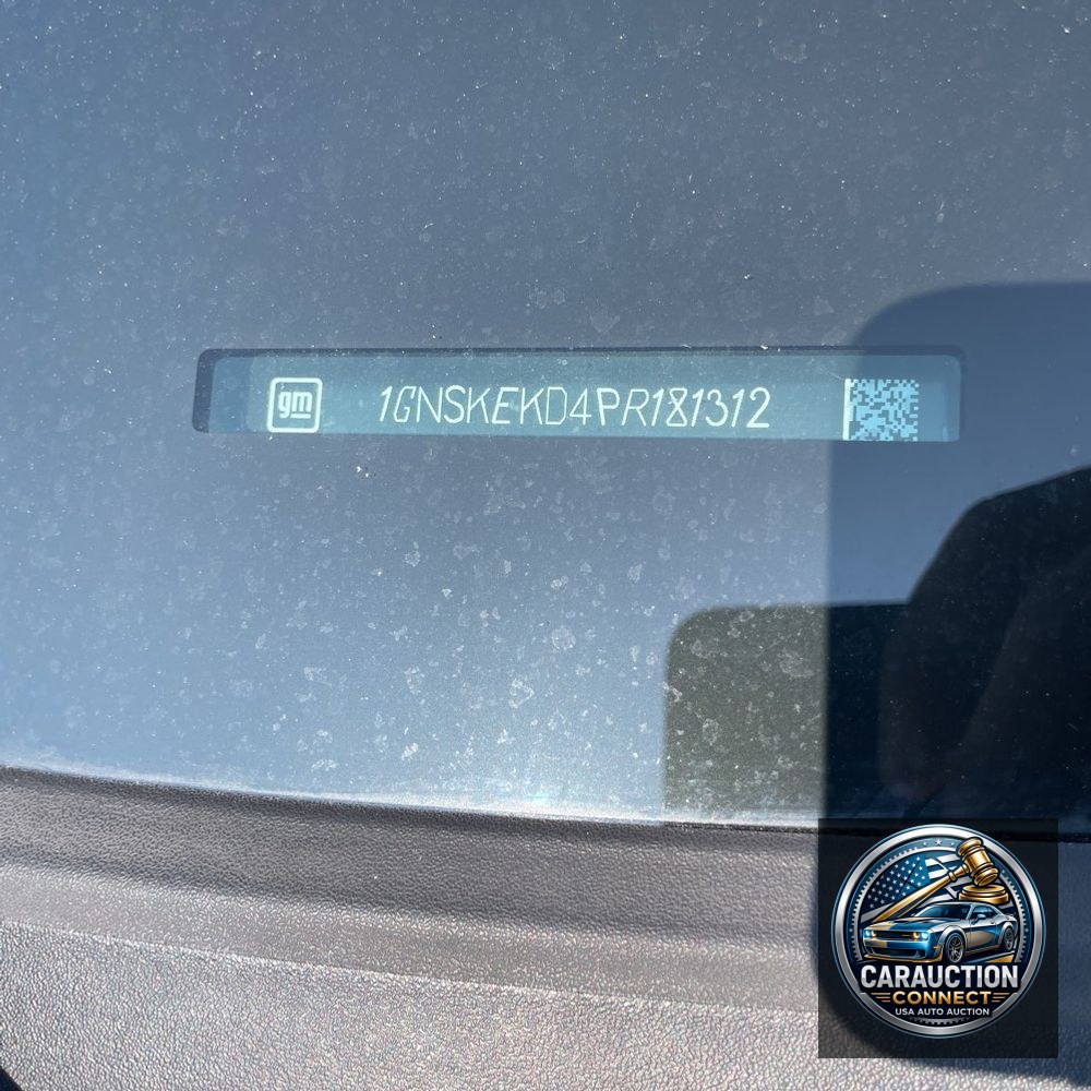 2023 Chevrolet Suburban RST