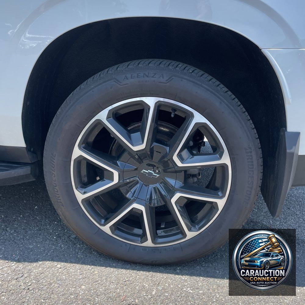 2022 Chevrolet Suburban RST