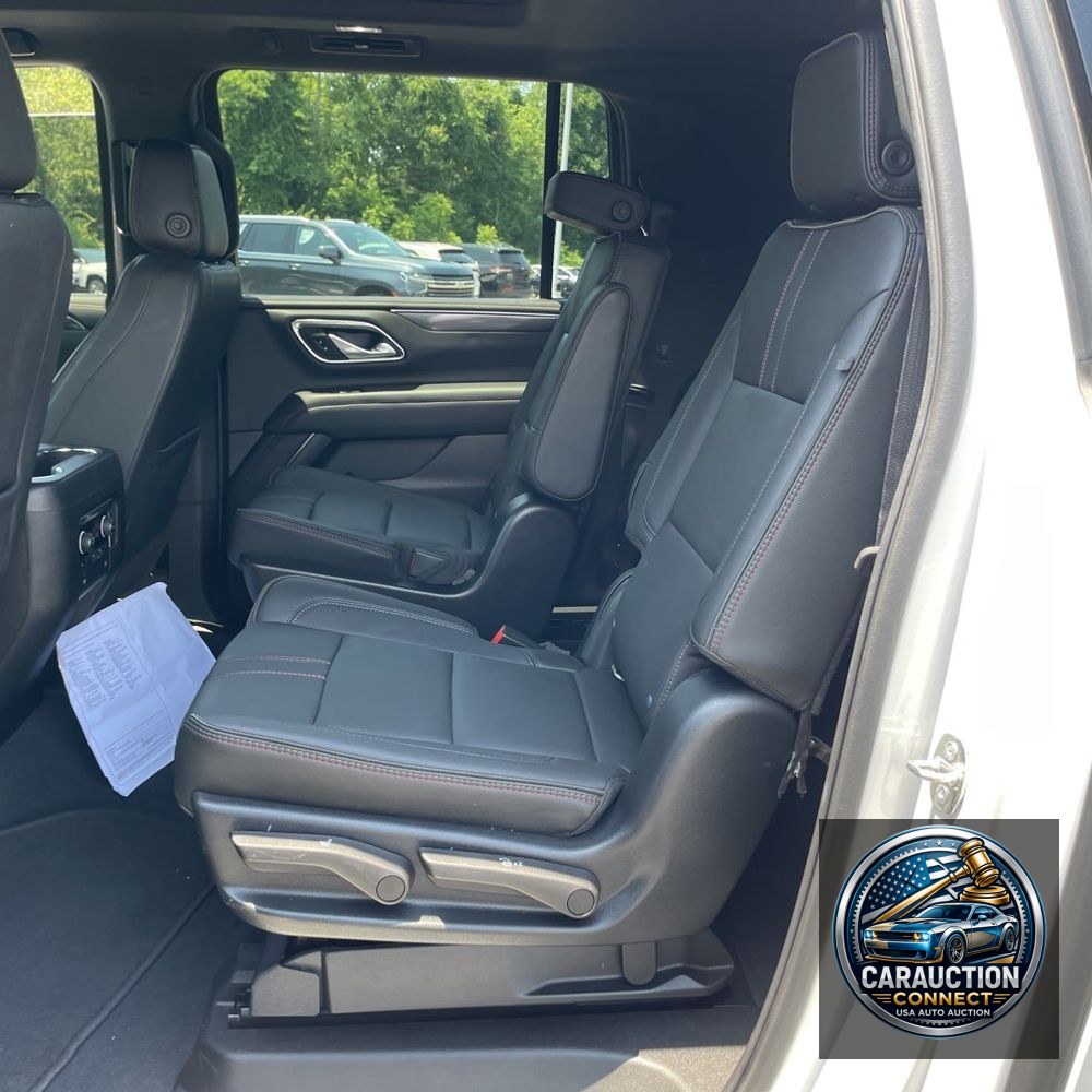 2022 Chevrolet Suburban RST