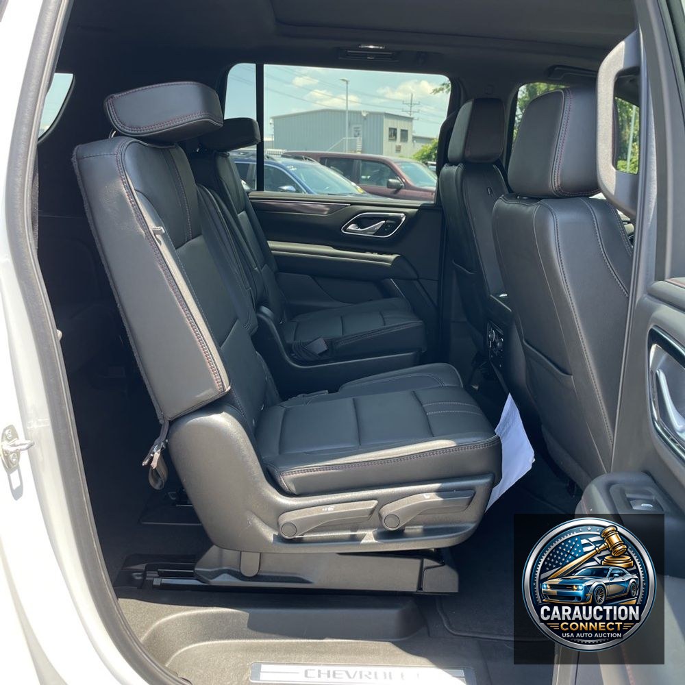 2022 Chevrolet Suburban RST