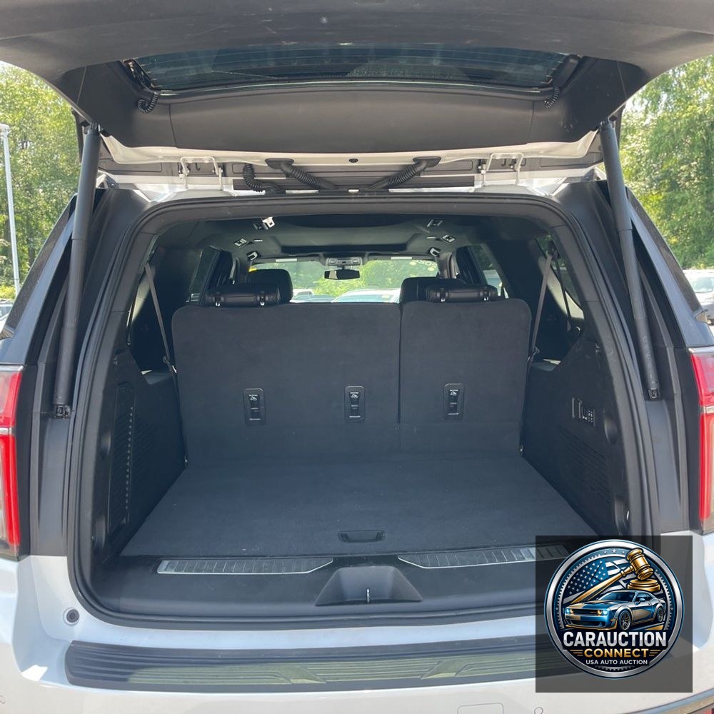 2022 Chevrolet Suburban RST