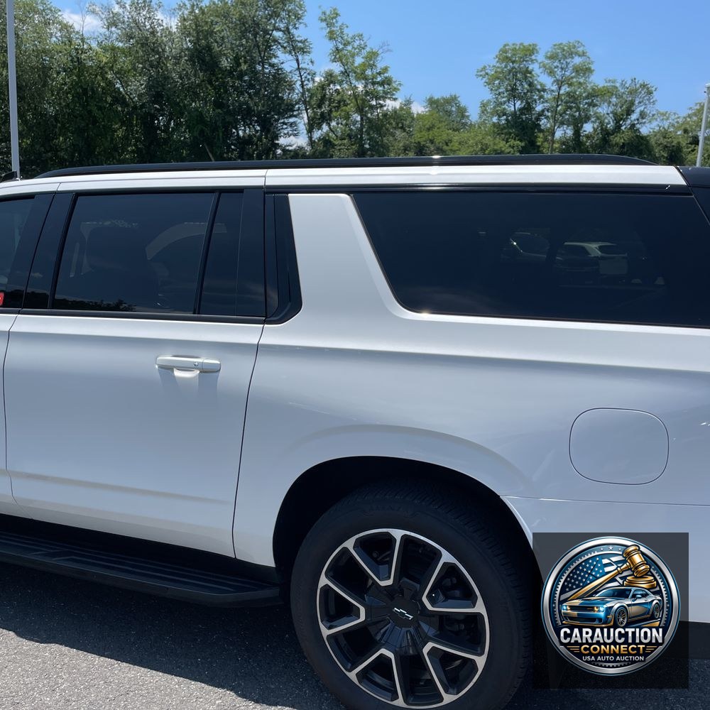 2022 Chevrolet Suburban RST