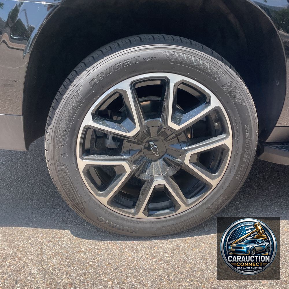 2023 Chevrolet Suburban RST