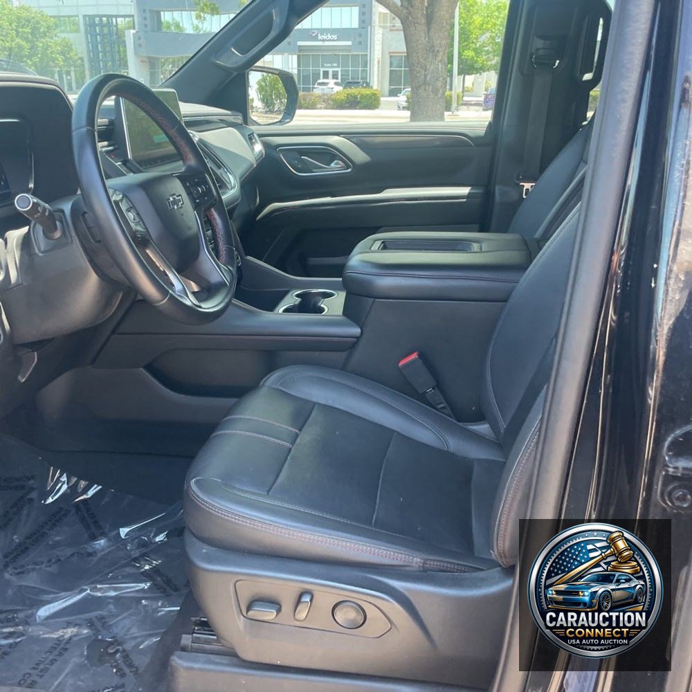 2023 Chevrolet Suburban RST
